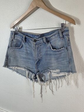 Levi’s 505C Women’s Denim Shorts Orange Tab Distressed Raw Hem W29 Light Wash